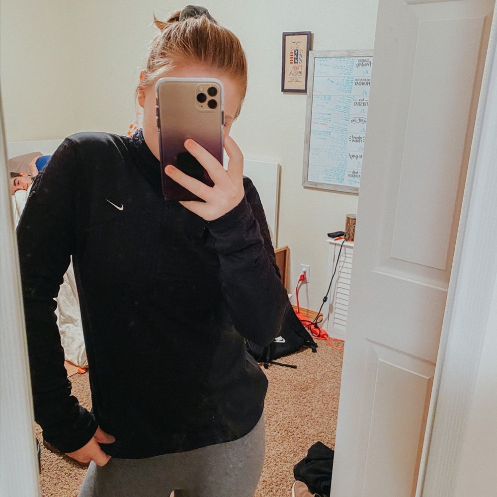 Nike run shirt